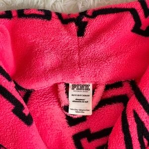 Victoria Secret-  Cozy PINK Robe- Sleep Wear